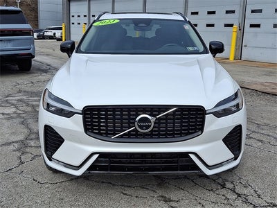 2023 Volvo XC60 B5 Plus Dark Theme