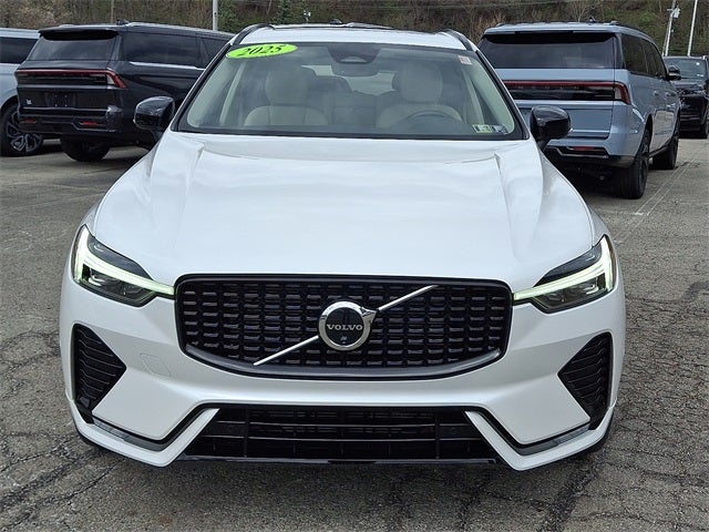 2025 Volvo XC60 B5 Plus