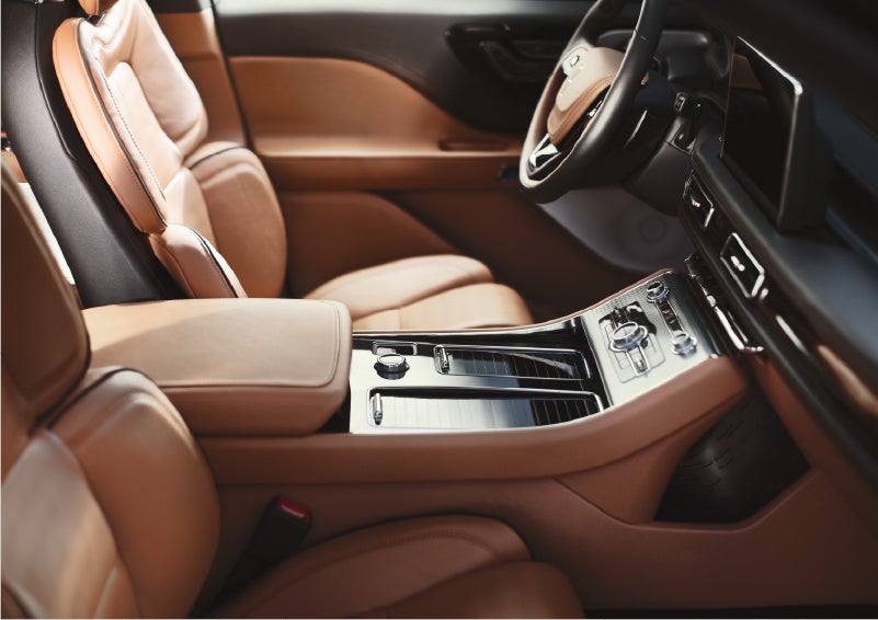 A 2023 Lincoln Aviator® Black Label model is shown in the Flight interior theme | Biondi Lincoln in Monroeville PA