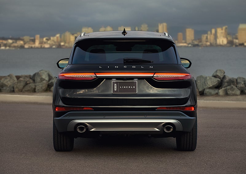 The rear lighting of the 2024 Lincoln Corsair® SUV spans the entire width of the vehicle. | Biondi Lincoln in Monroeville PA