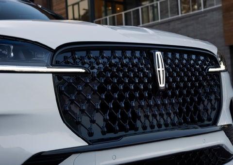 The front grille of a 2026 Lincoln Aviator® SUV is shown. | Biondi Lincoln in Monroeville PA