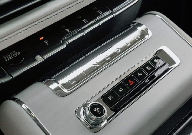 The piano key gear selector of a 2027 Lincoln Aviator® Back Label™ SUV. | Biondi Lincoln in Monroeville PA